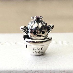 Pandora Free Hugs Cactus, Charm #798786C01